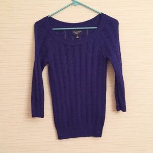 Navy 3/4 sleeve American Eagle sweater